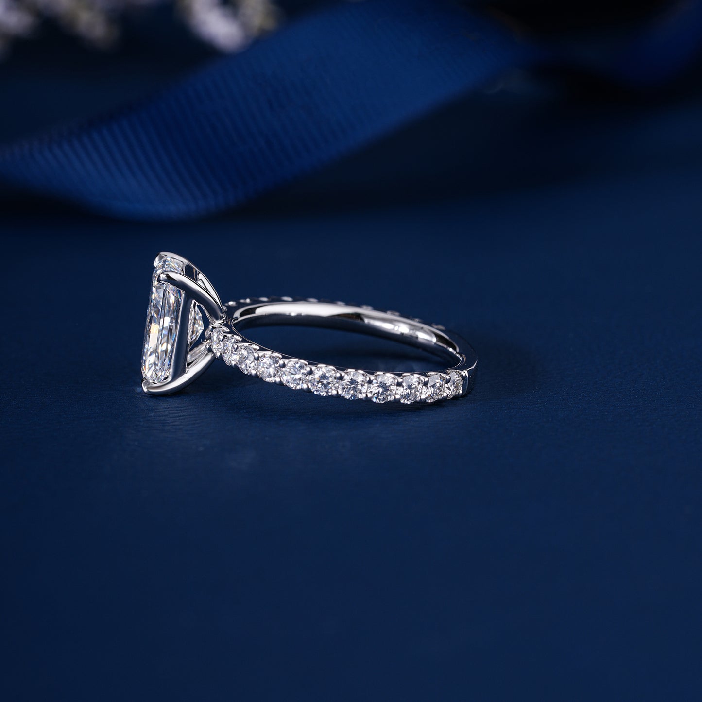 2.00 Ct Radiant Cut Lab Grown Diamond Engagement Ring