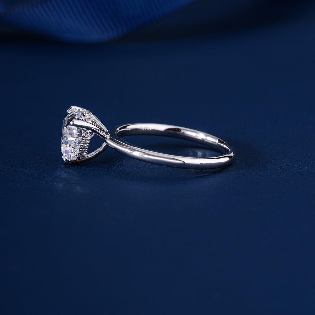 2 Ct Heart Shape Three Prong Set Conflict Free Diamond Solitaire Ring