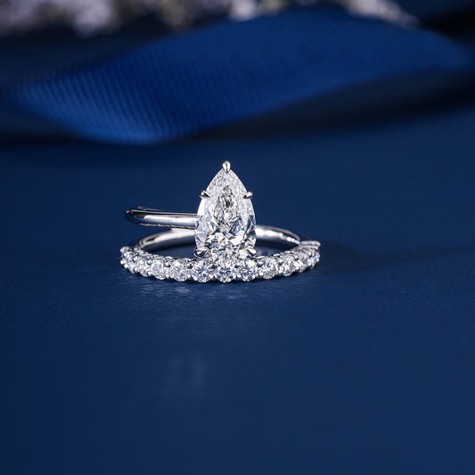 1.50 CT Pear Shaped Diamond Bridal Ring with Sparkling Band