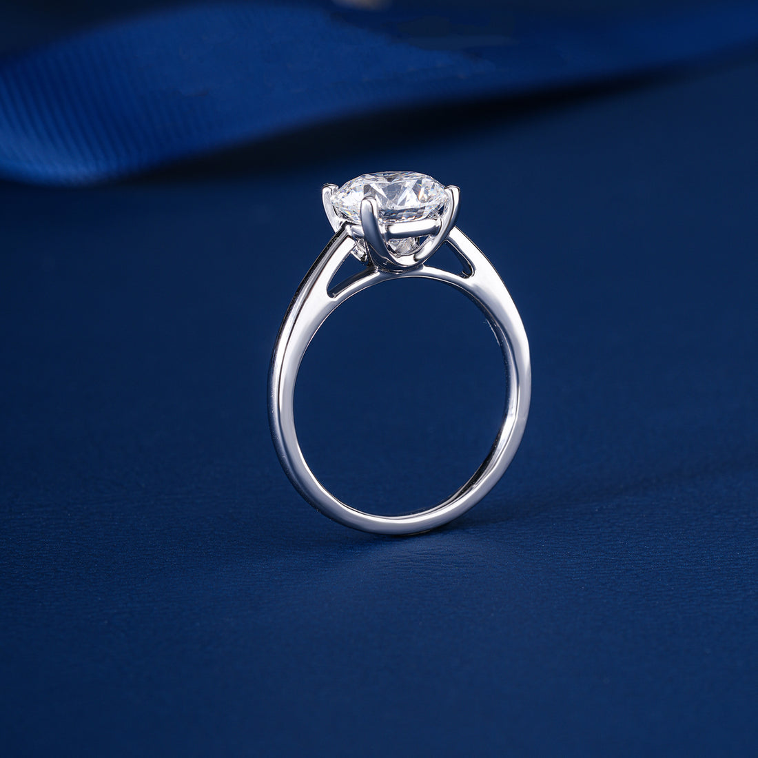 2.30 Ct Round Brilliant Solitaire Diamond Ring