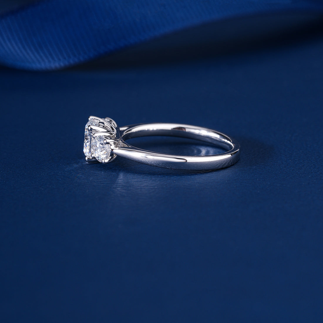 1.00 CT Round Brilliant Diamond Trilogy Engagement Ring