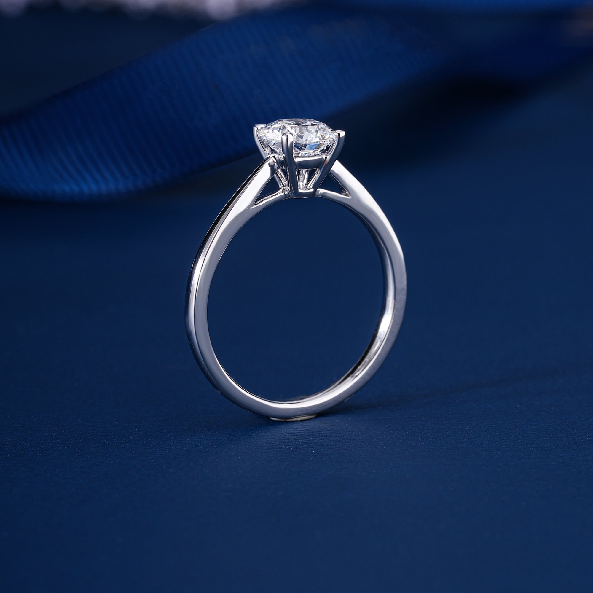 1.00 Ct Round Cut Lab Grown Diamond Solitaire 4 prong set Engagement Ring