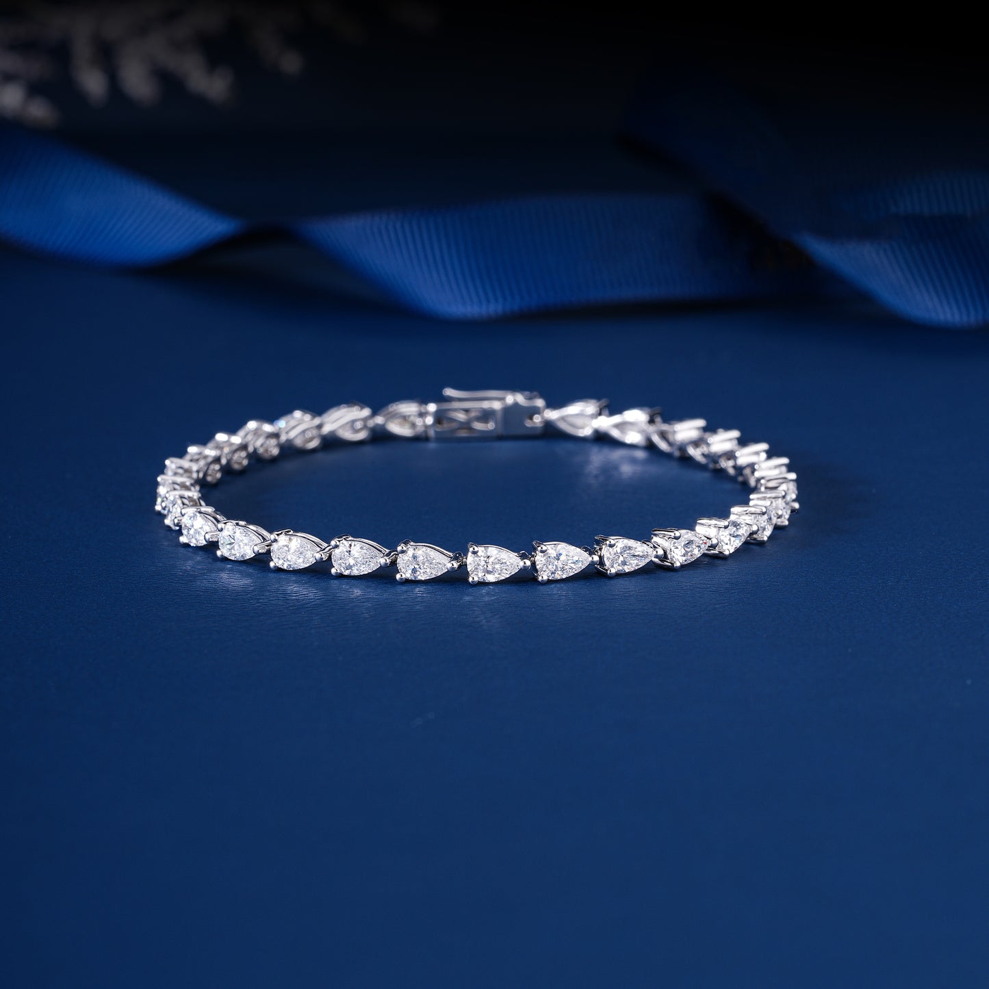 Pear Lab Grown Diamond Tennis Bracelet
