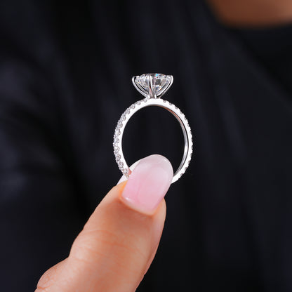 2.00 Ct Round Brilliant Diamond Engagement Ring
