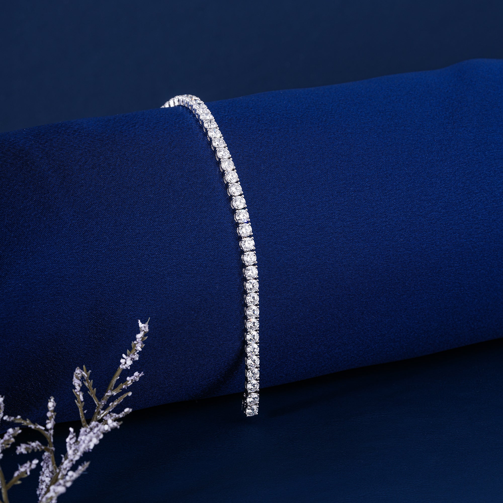 IGI Certified 4.34 CT Round Diamond Tennis Bracelet 14k White Gold Classic 4 Prong Luxury