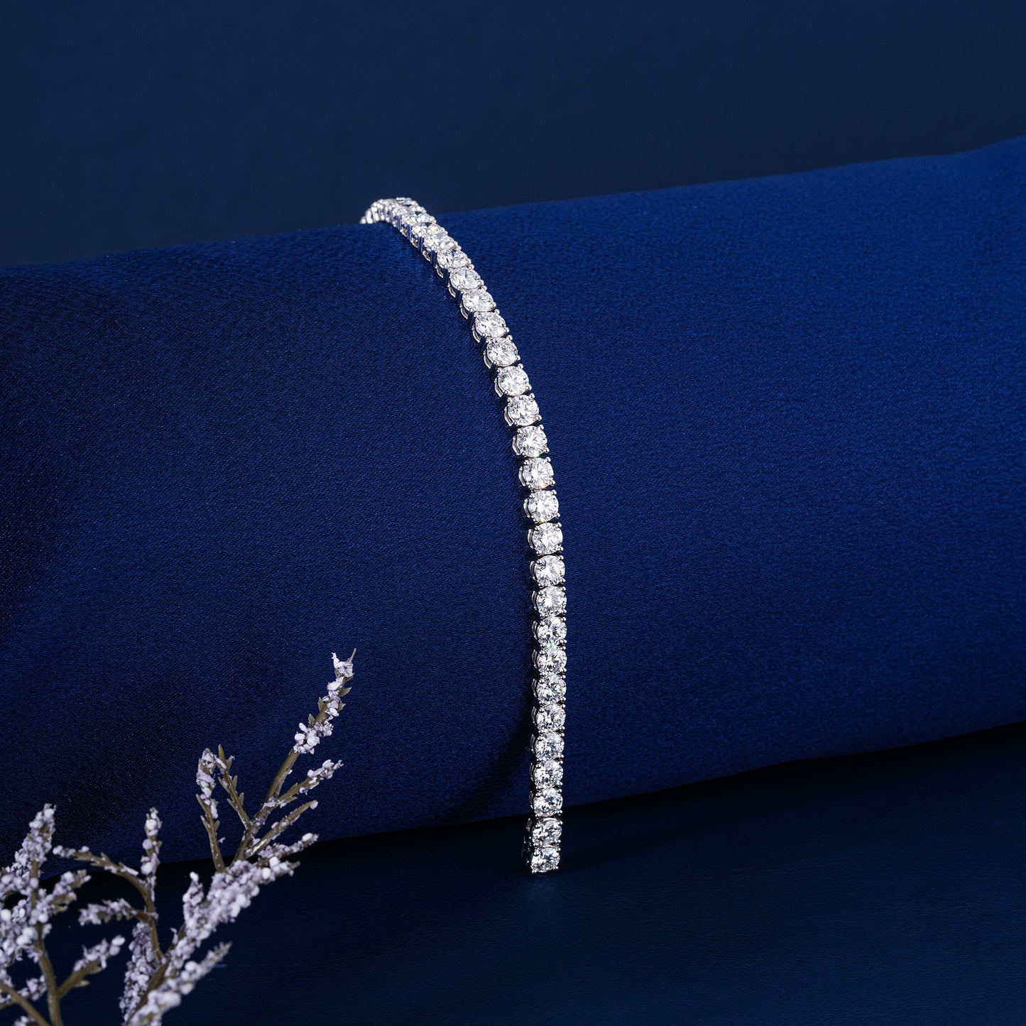 Round Lab Grown Diamond Tennis Bracelet