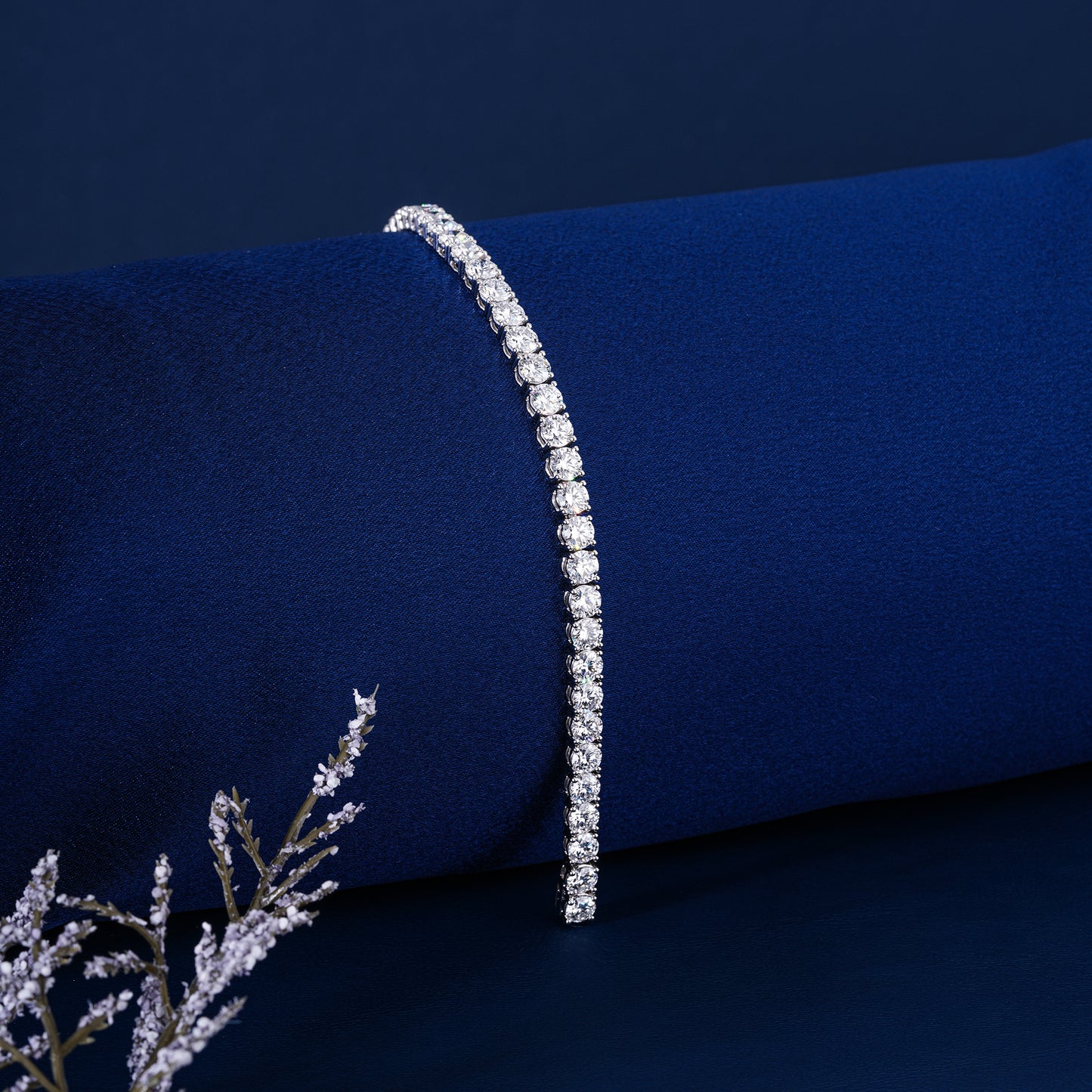 Round Lab Grown Diamond Tennis Bracelet