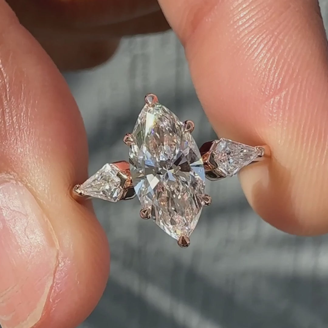 Yellow Gold 5 carat Oval Diamond Engagement Ring